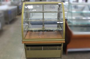 Цена снижена. Кондитерская витрина LCC Carina-1,0 всего лишь 1878 евро!!!